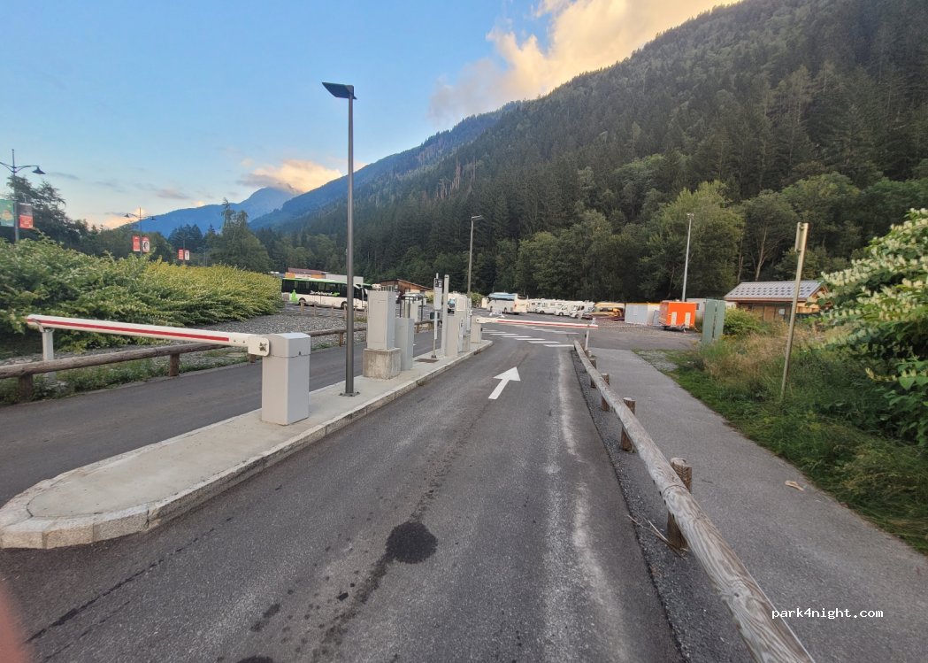 (74400) Chamonix-Mont-Blanc - 353-373 Route Blanche — foto