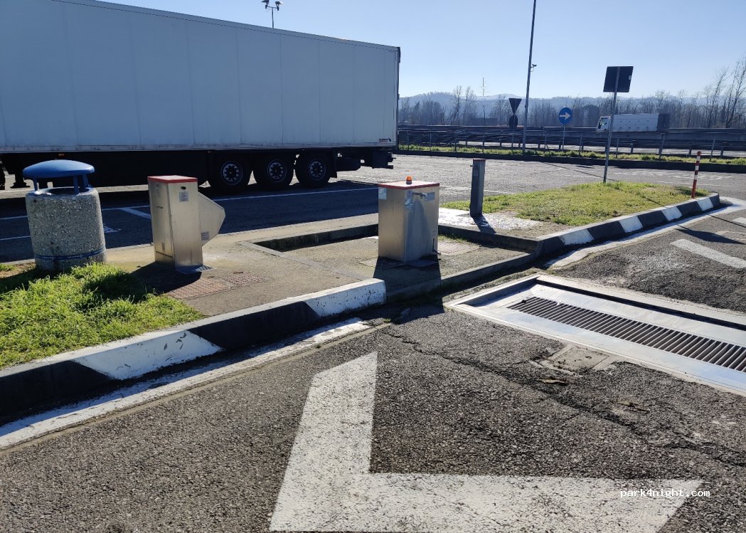 (52027) San Giovanni Valdarno - A1 - Autostrada del Sole — foto