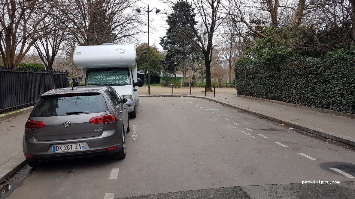 (75007) Paris - 6 Avenue Emile Deschanel — foto