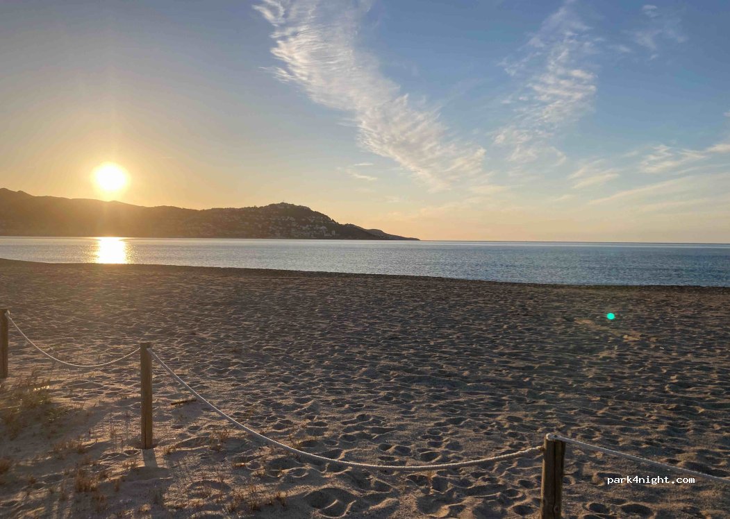 (17486) Castelló d'Empúries - Carretera d'En Plus — foto 2