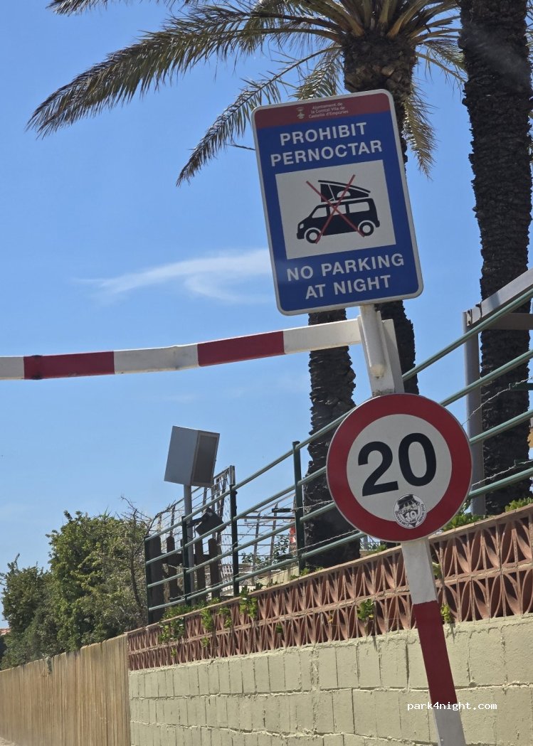 (17486) Castelló d'Empúries - Carretera d'En Plus — foto 4
