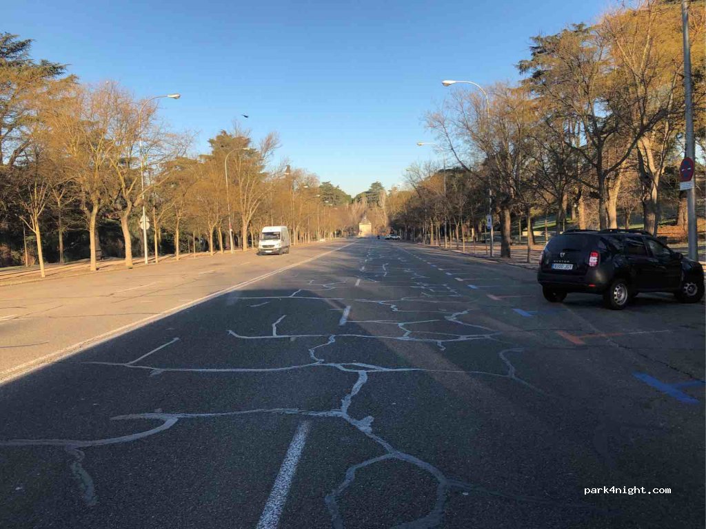 (28008) Madrid - Paseo de Camoens — foto 2