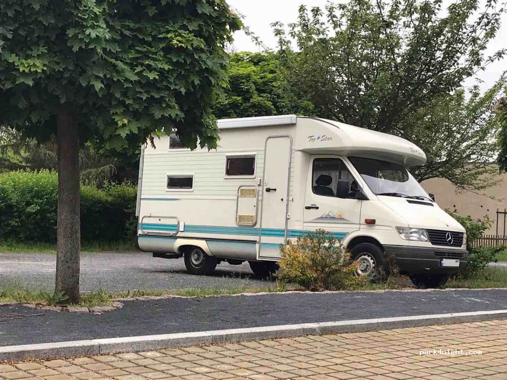 (01689) Weinböhla - 26A Spitzgrundstraße — foto 2