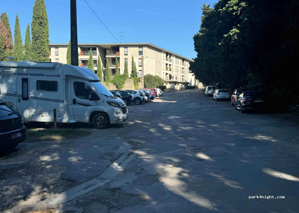 (13200) Arles - 1 Chemin des Muraillettes — foto 4