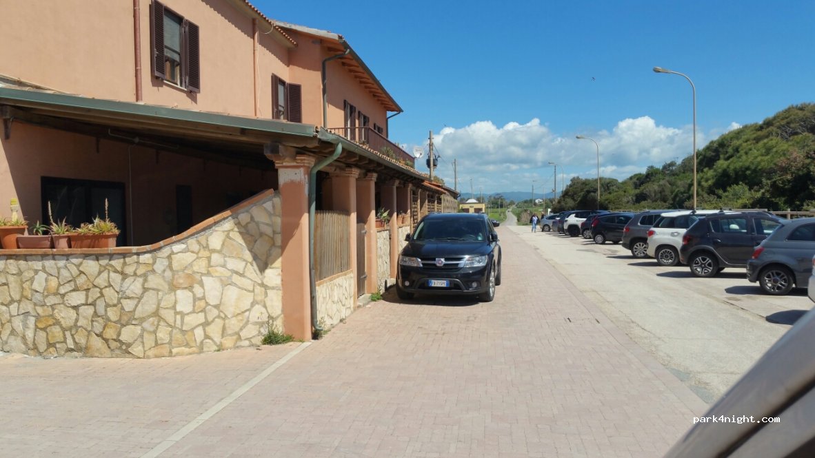 (01014) Marina di Pescia Romana - 88 Strada del Tirreno — foto