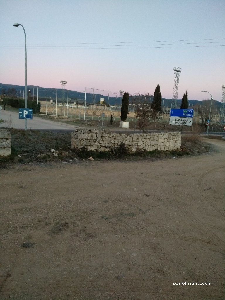 (28730) Buitrago del Lozoya - Avenue de Madrid — foto