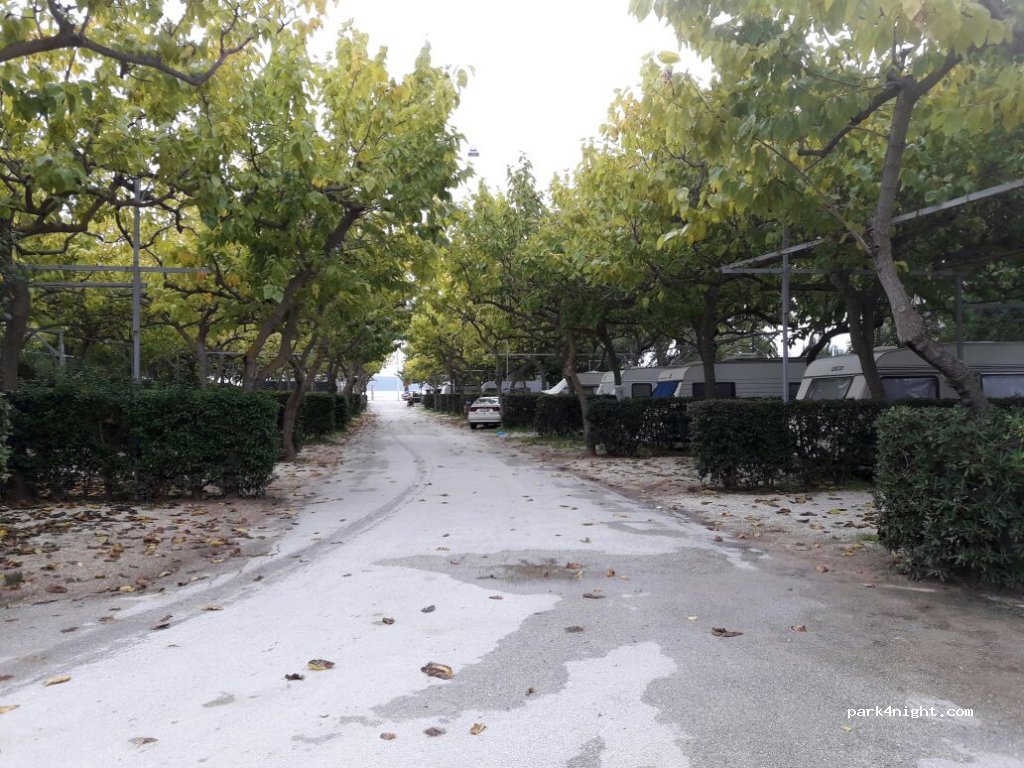 Camping Triton II — foto