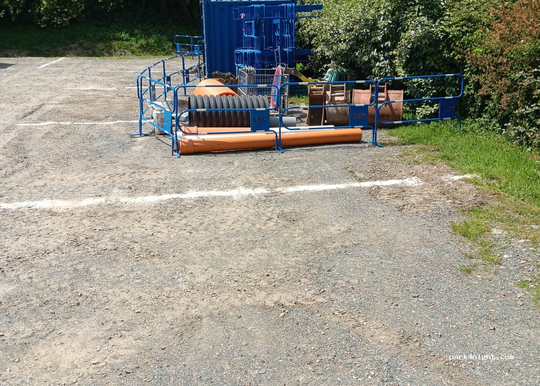 (22450) La Roche-Derrien - 1 Rue du Jouet — foto 3