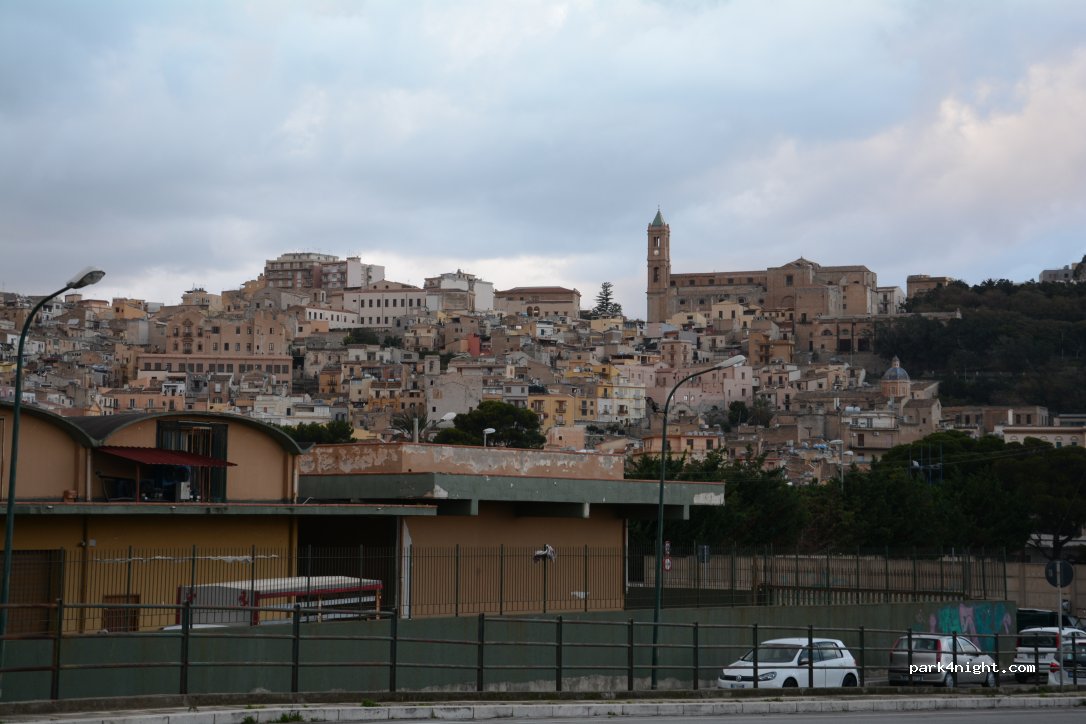 (90018) Termini Imerese - 24 Via Crisone — foto