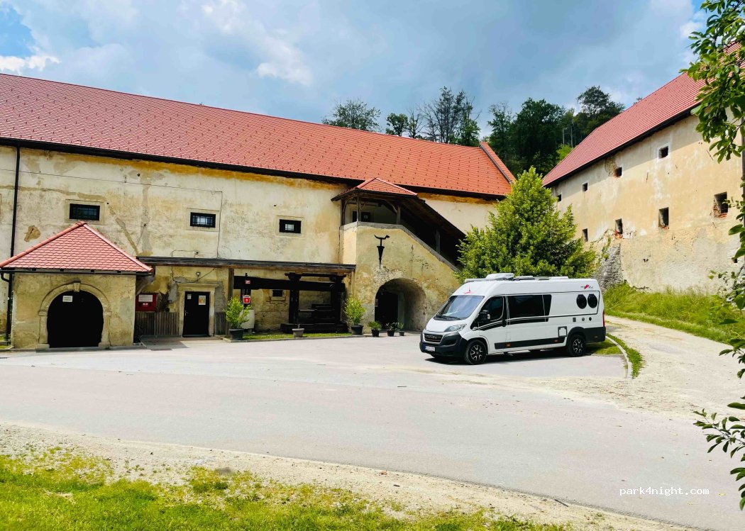 (8259) Bizeljsko - 20a Bizeljska vas — foto 4