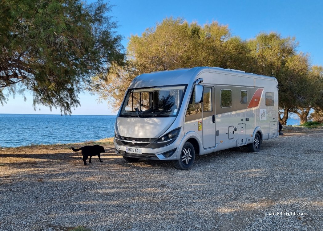 (240 21) Kalo Nero - Ethniki Odos 9 — foto 2