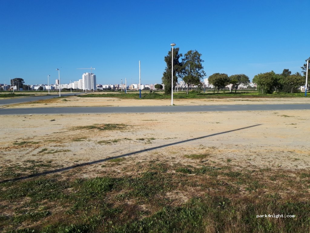(21001) Huelva - 18B Solar PAU1 Ensanche Sur — foto 2