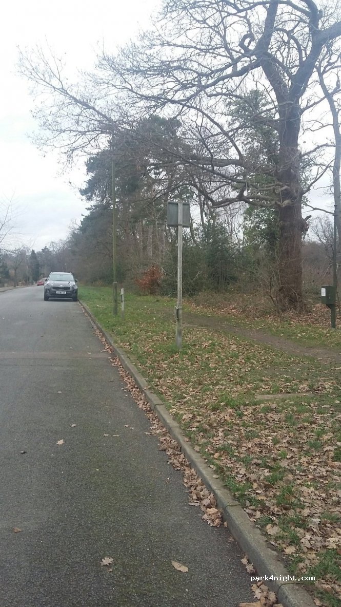 (BR4 9NP) West Wickham - 124 Copse Avenue — foto 2