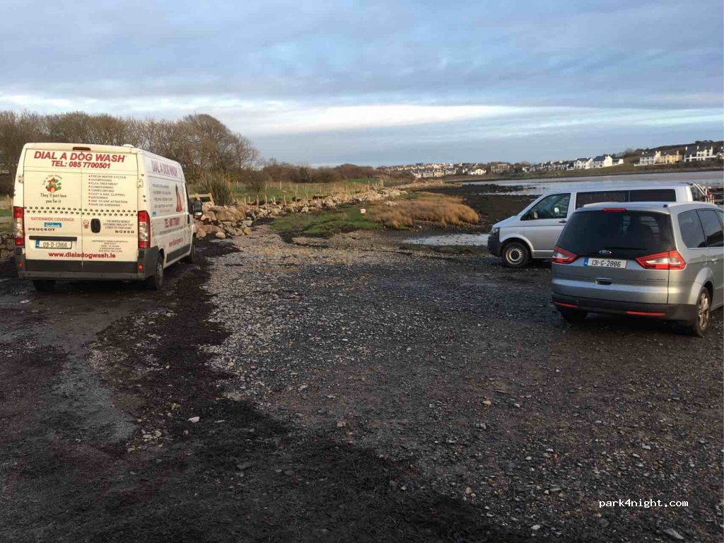 (H91 V6WO) Windsurfing - Rusheen Bay — foto