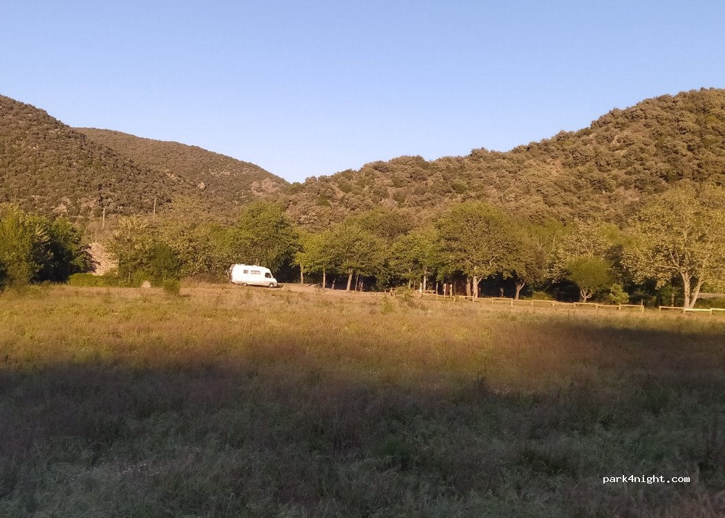 (66720) Caramany - Unnamed Road — foto 2