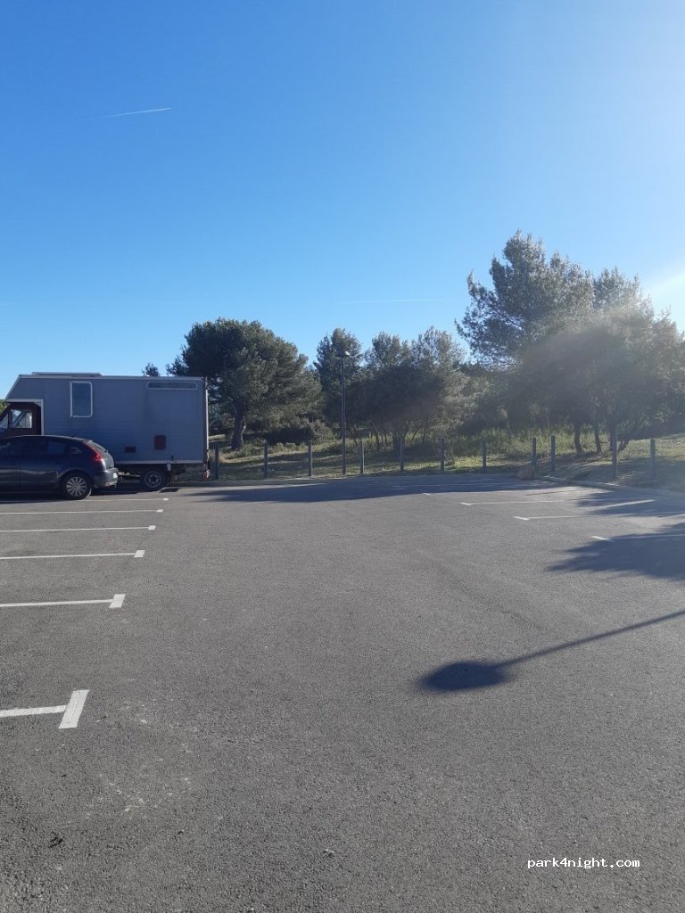 (13480) Cabriès - 35 Avenue Charles Gounod — foto