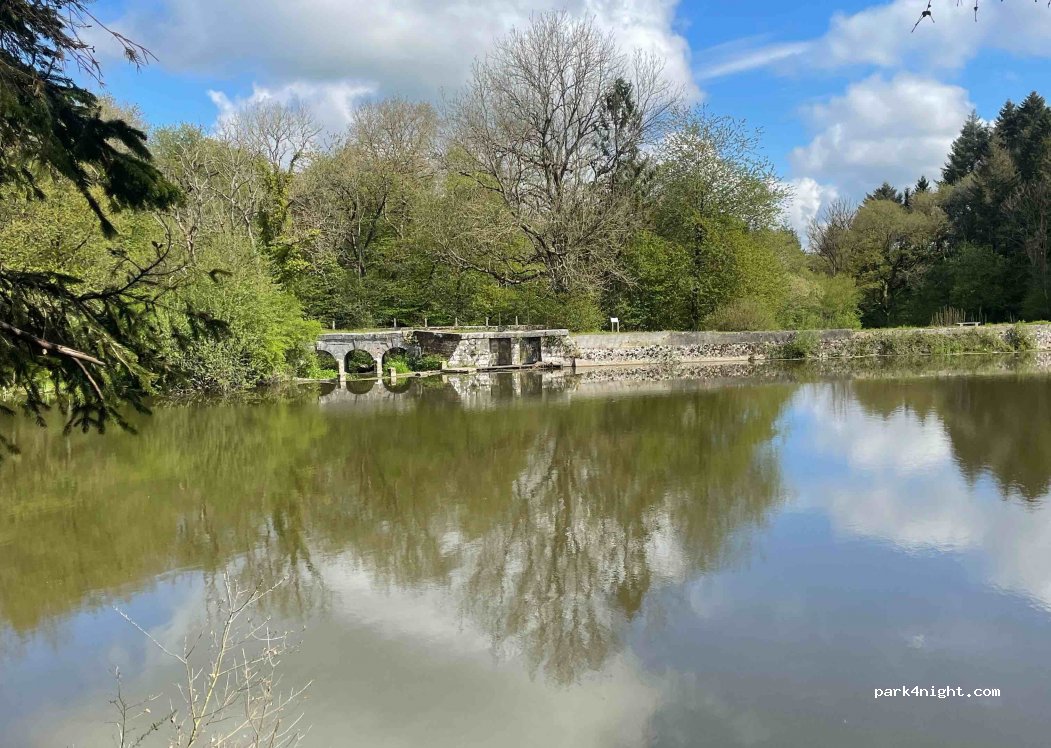 Camping des Monts Rosés — foto