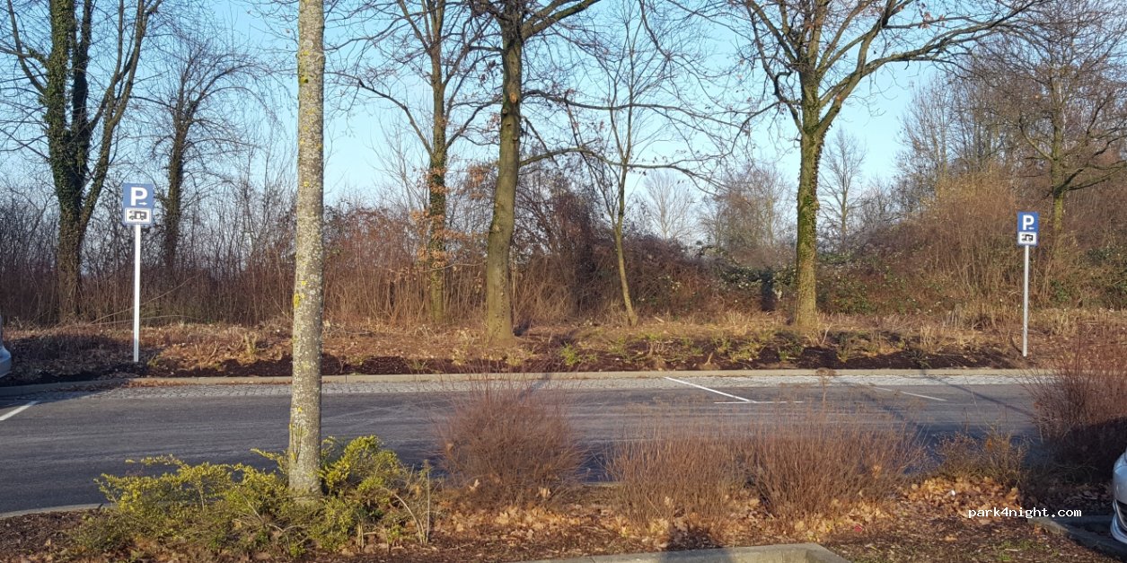 (40699) Erkrath - 145 Hochdahler Straße — foto 2