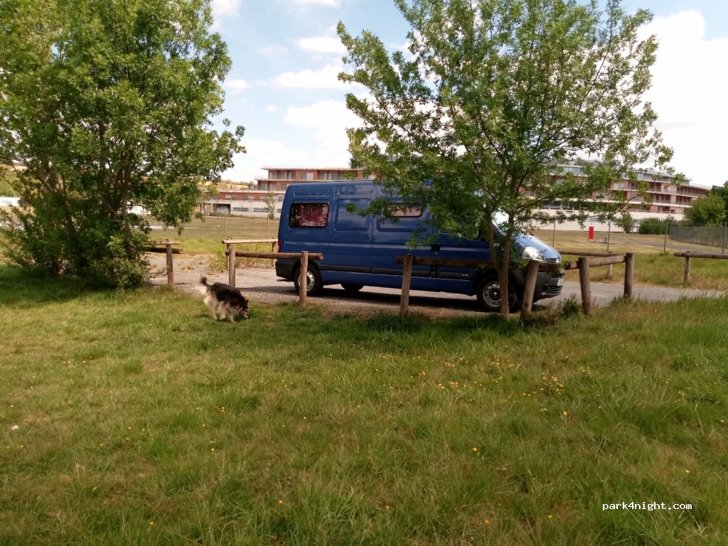 (81100) Castres - 30 Chemin Vicinal — foto 3