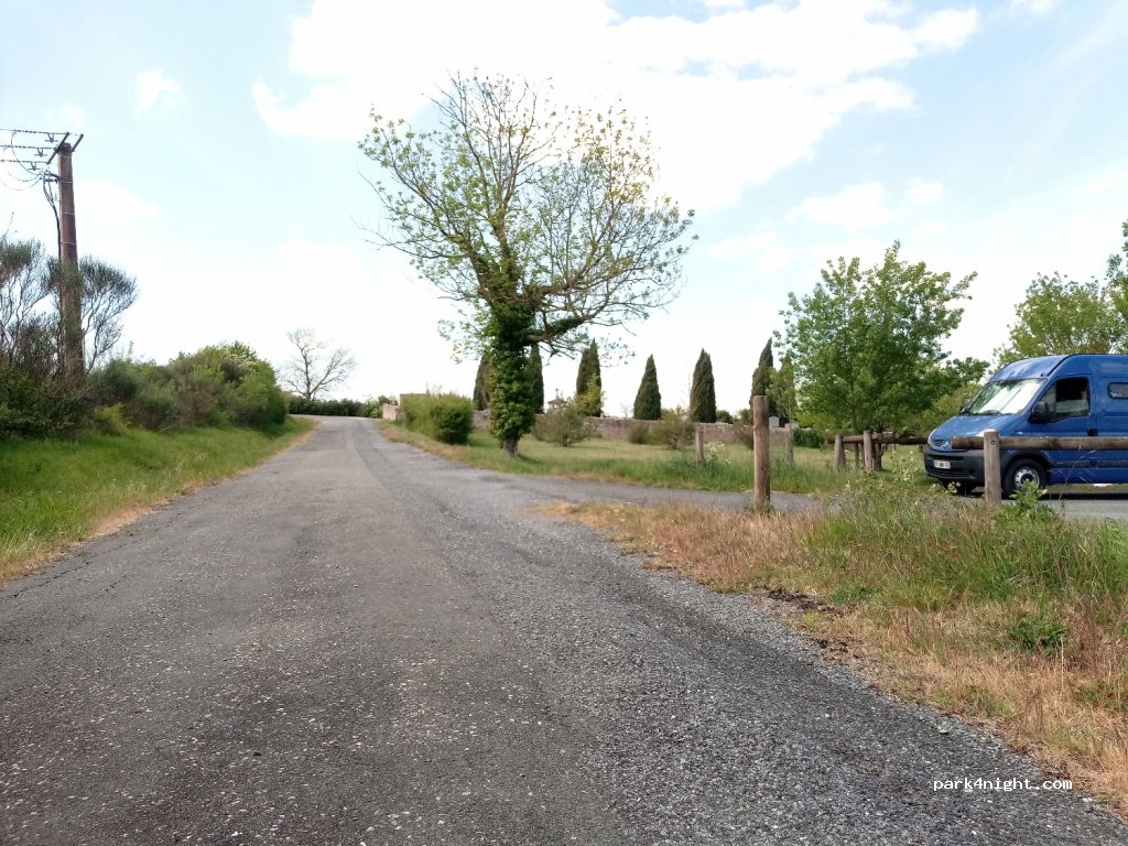 (81100) Castres - 30 Chemin Vicinal — foto 4