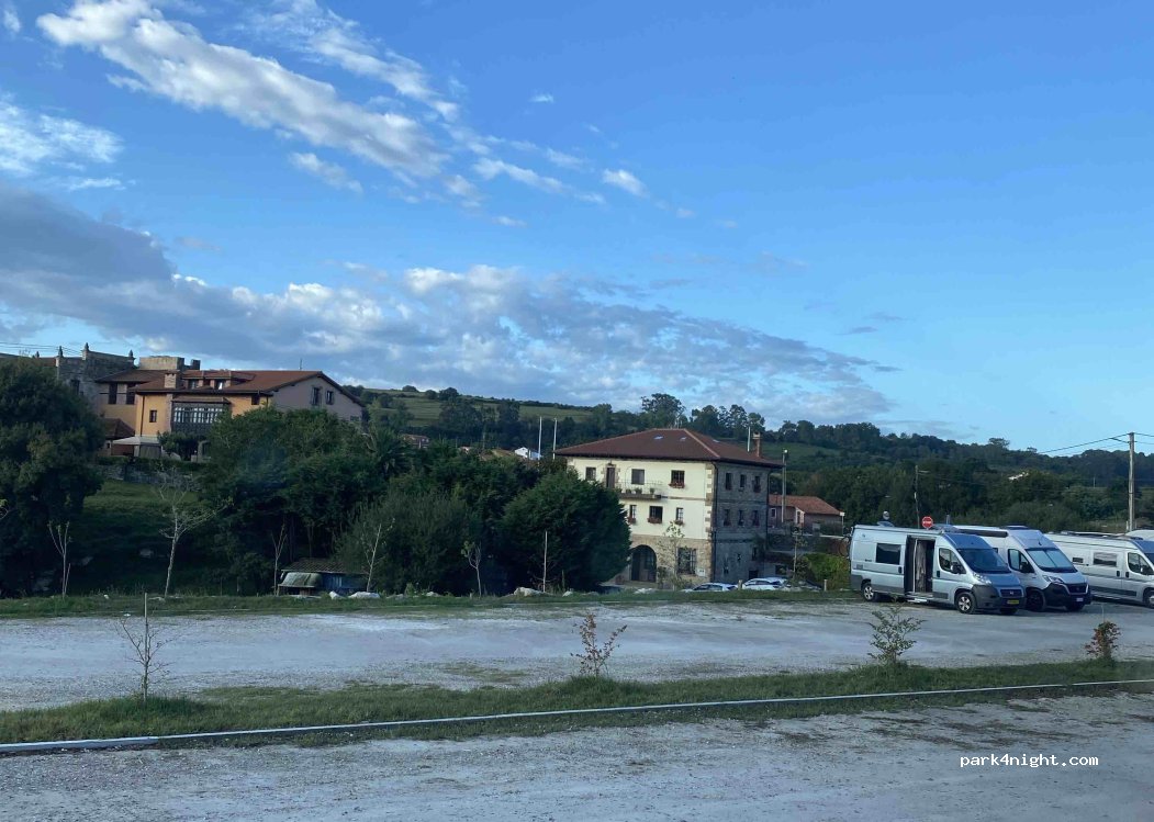 (39330) Santillana del Mar - Avenida Antonio Sandi, 11 — foto 5