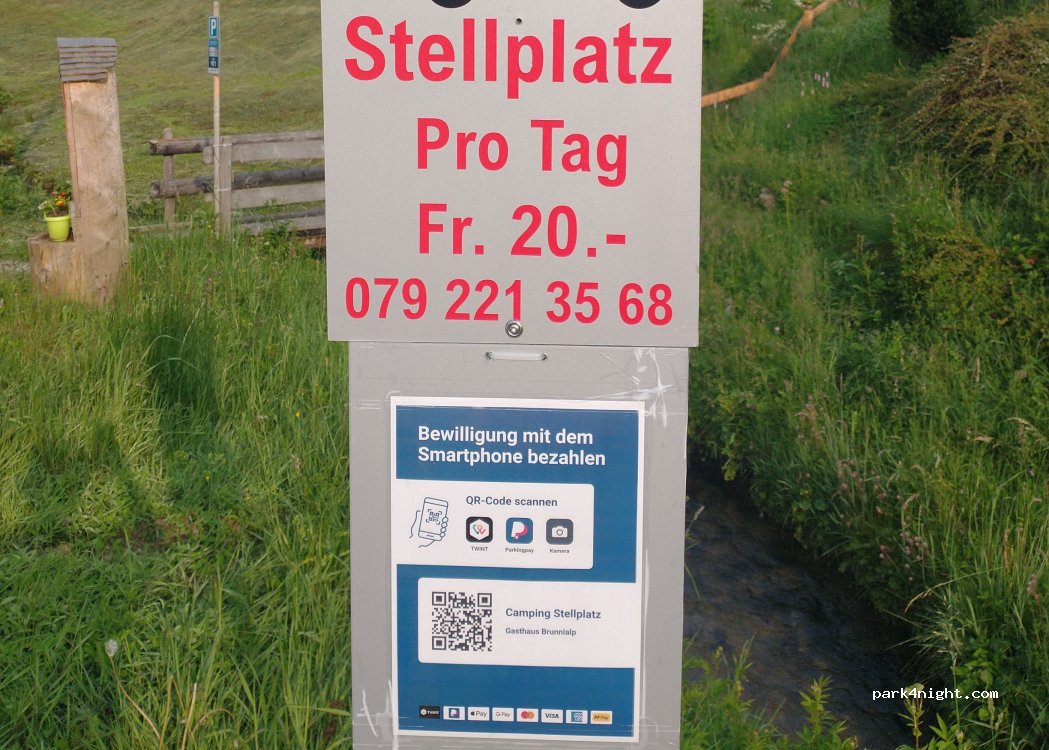 (8849) Alpthal - 14 Brunnistrasse — foto