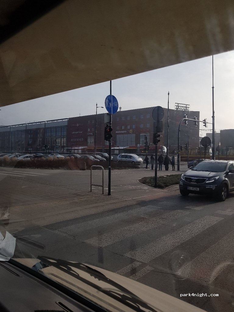 (90-060) Łódź - 5 Nawrot — foto 3