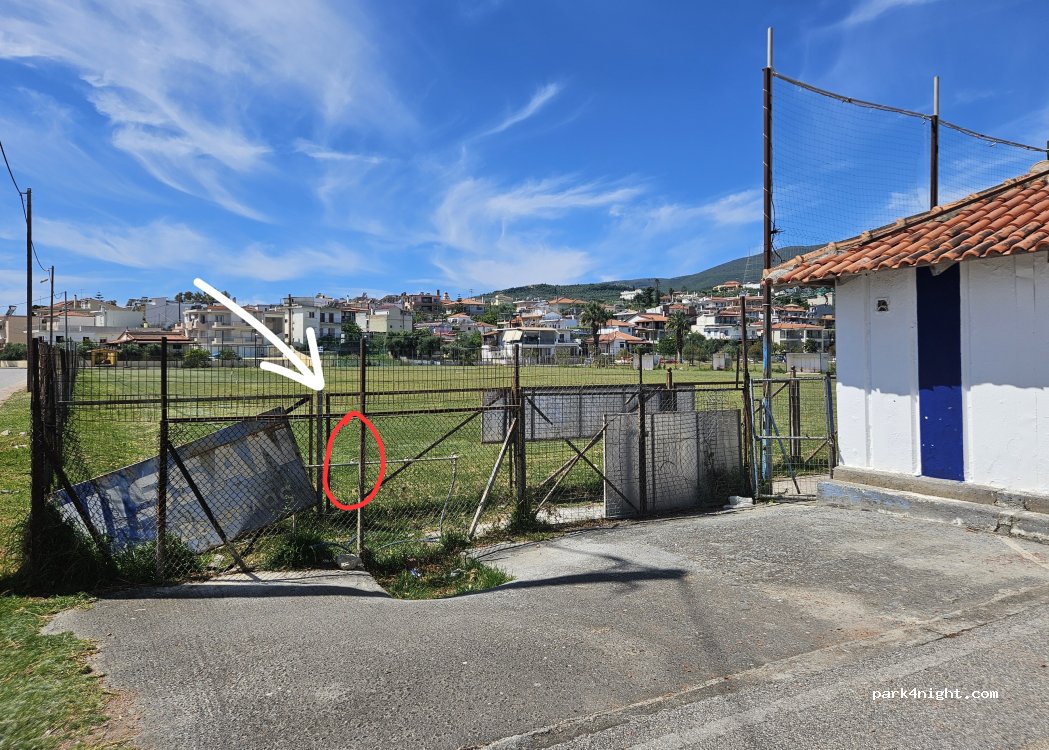 (240 05) Messene - Au port de Petalidi, Parking du phare — foto 4