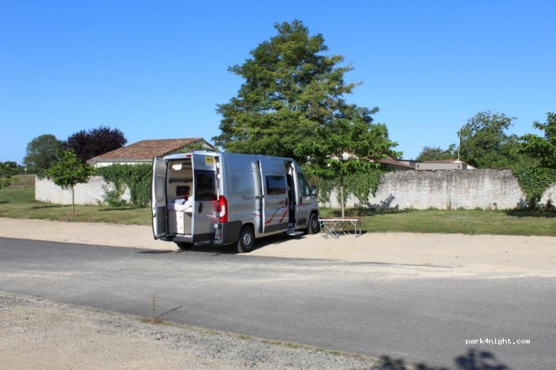 (86410) Verrières - 11 Rue de Provence — foto