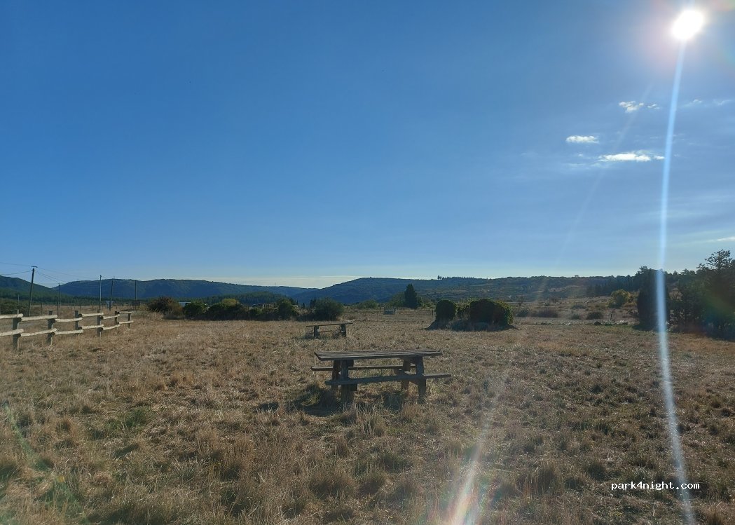 (34210) La Livinière - D182 — foto 2
