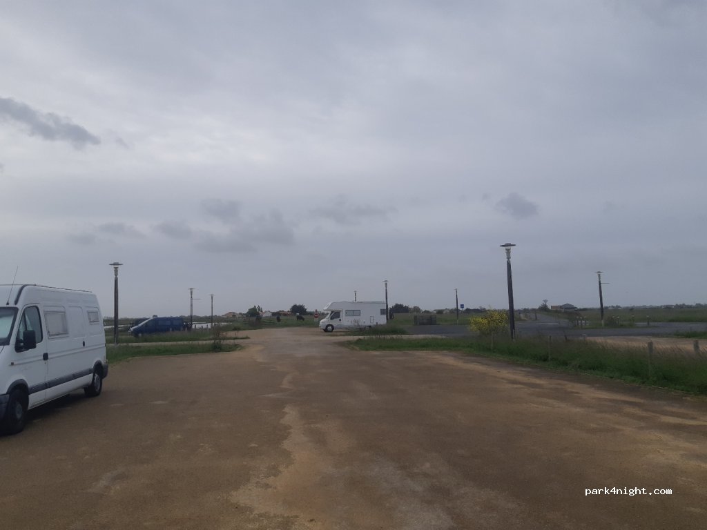 (85550) La Barre-de-Monts - — foto 2