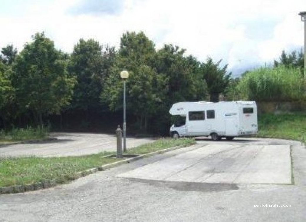 (61032) FANO (PU) - Viale Kennedy Parking près cimetière — foto
