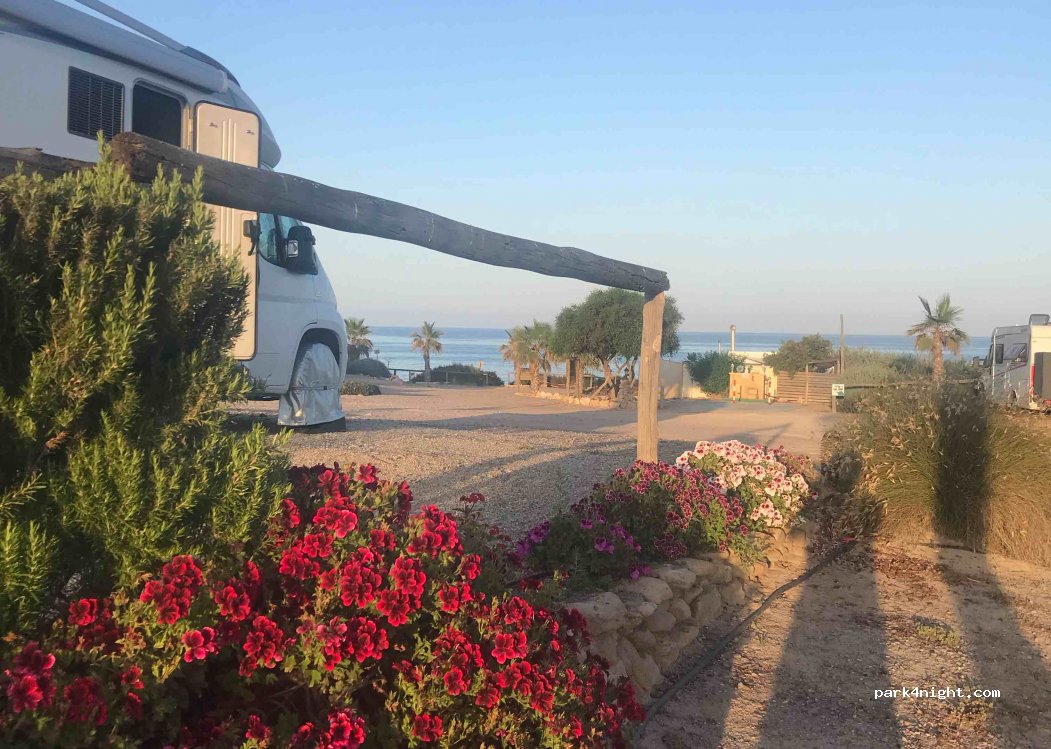 Area de Autocaravanas Tortuga Mora — foto 2