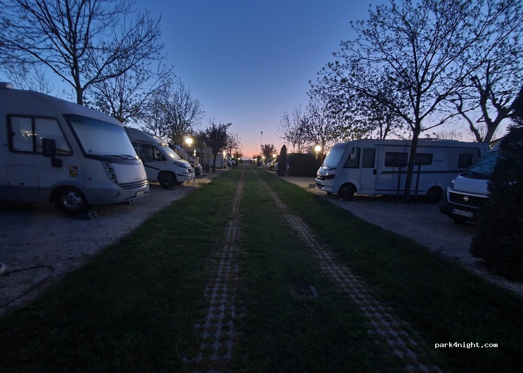 Parking delle Robinie — foto 4