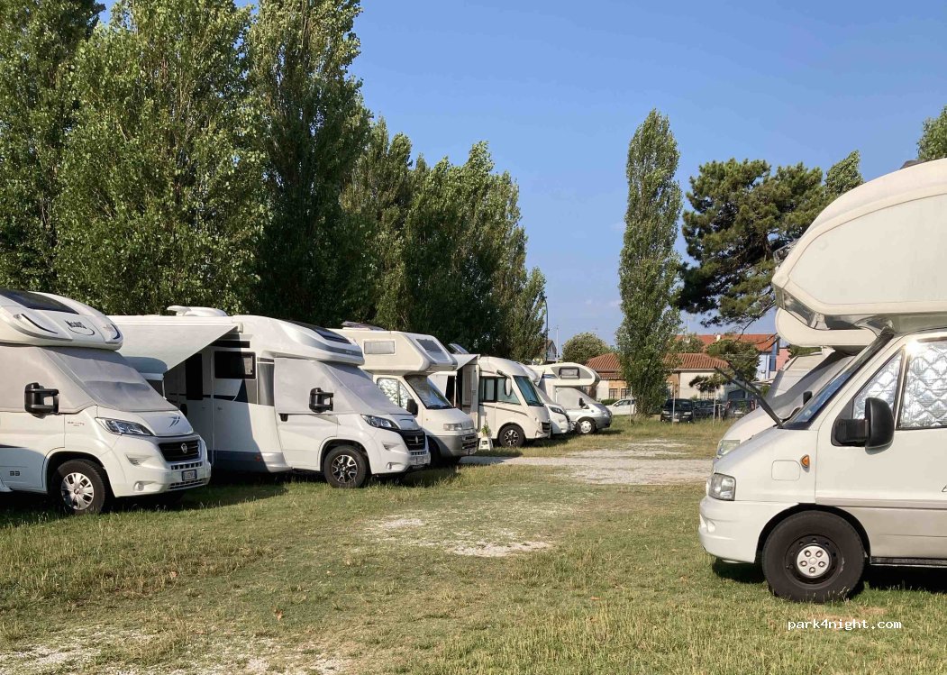 (48123) Porto Corsini - Via Giuseppe Guizzetti — foto 5