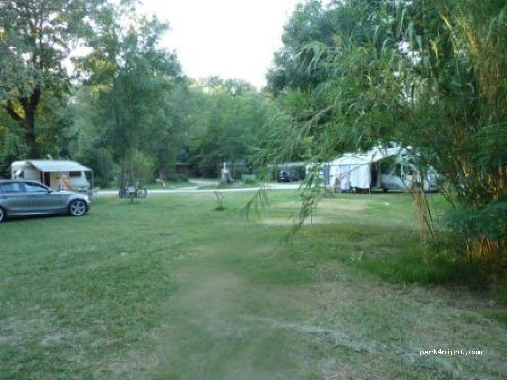 Camping de l'Ile Blanc — foto