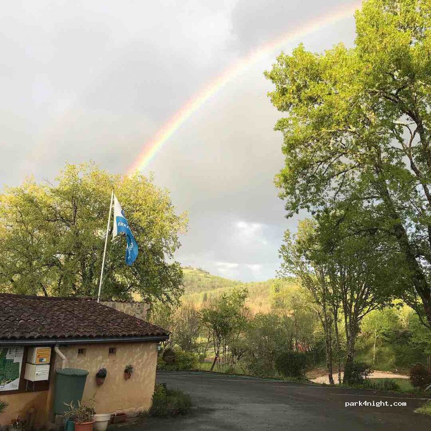 Camping la peyrugue — foto
