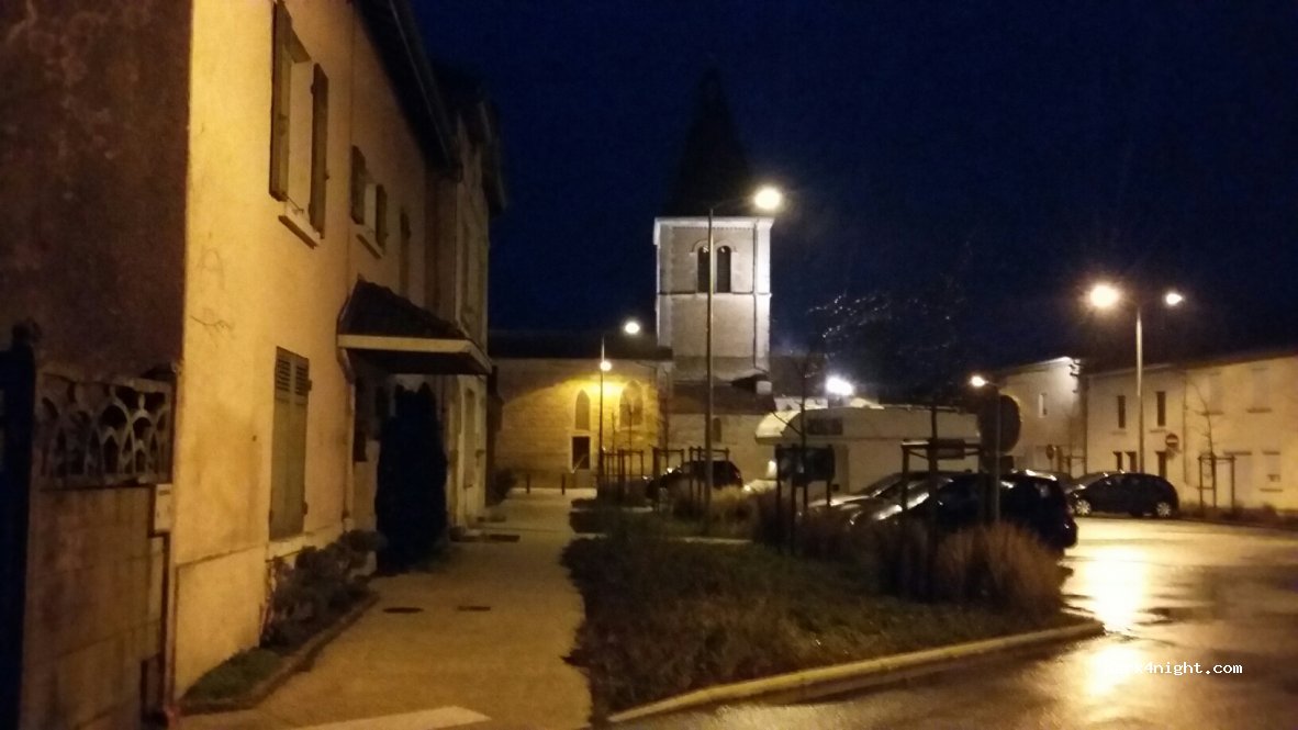 (01240) Dompierre-sur-Veyle - 35 Rue des Écoles — foto