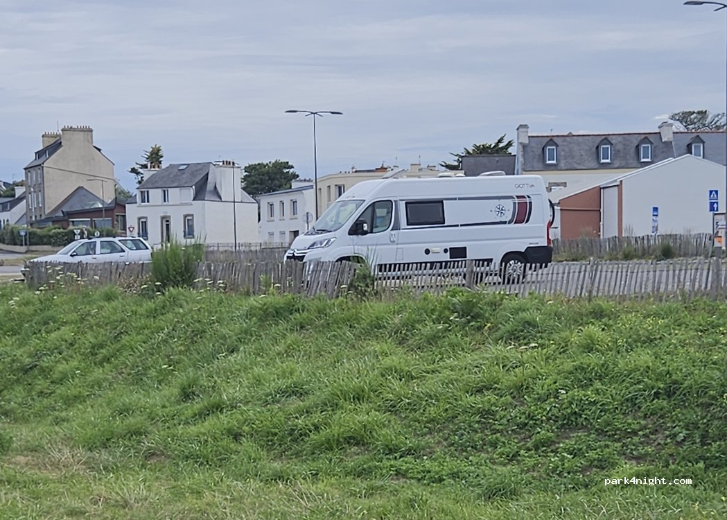 (29810) Plouarzel - Rue des Îles — foto 2