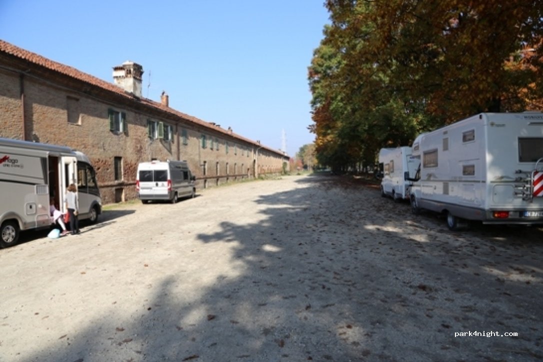 (10042) Stupinigi - 9 Viale Torino — foto 3