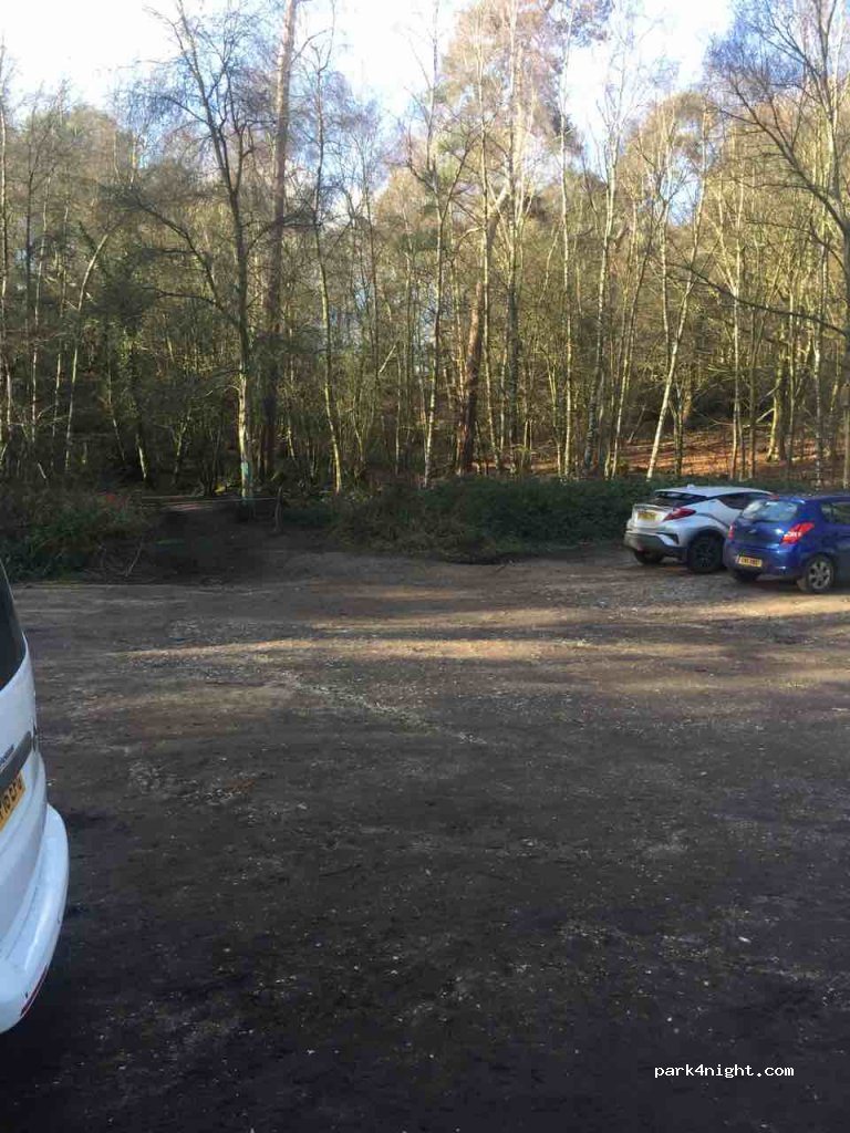 (RH20) Storrington - Water Lane — foto 3