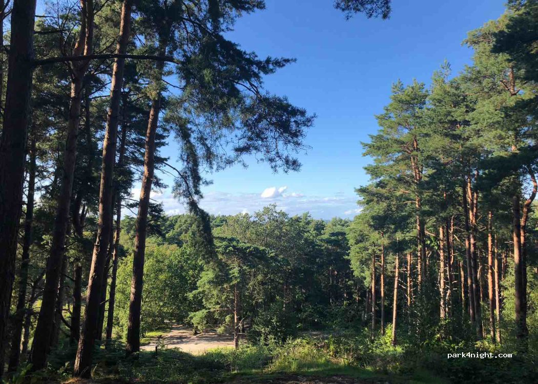 (RH20) Storrington - Water Lane — foto 4