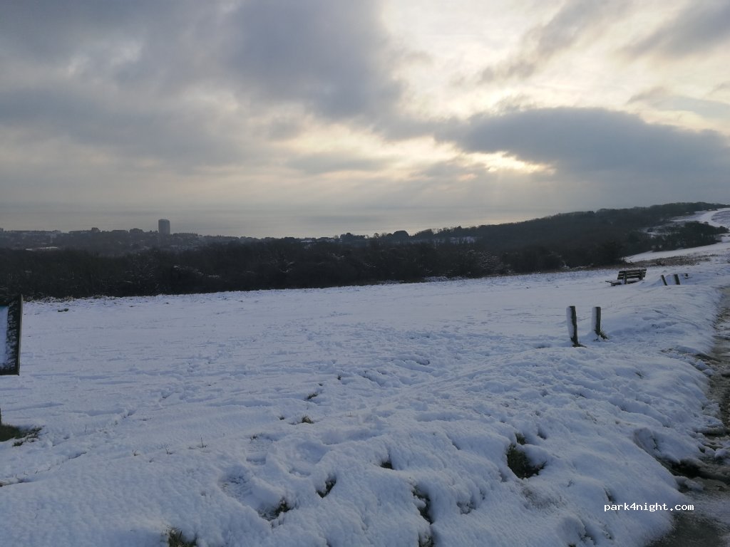 (BN20 7TZ)  - Warren Hill — foto