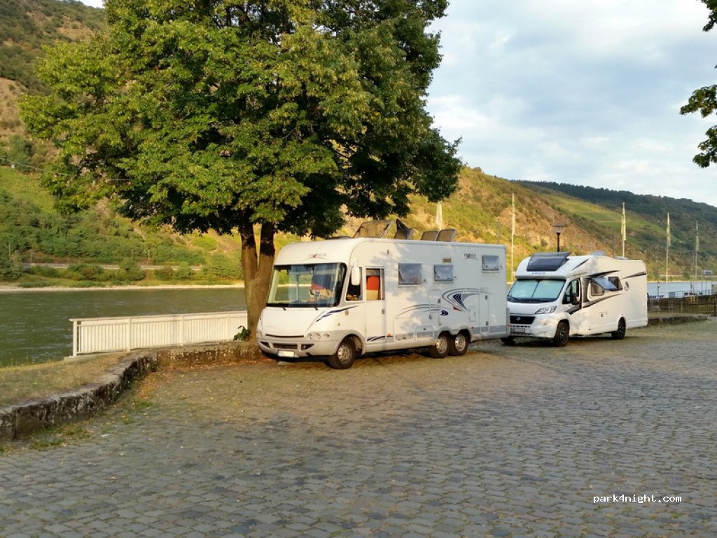 (55430) Oberwesel - B9 — foto