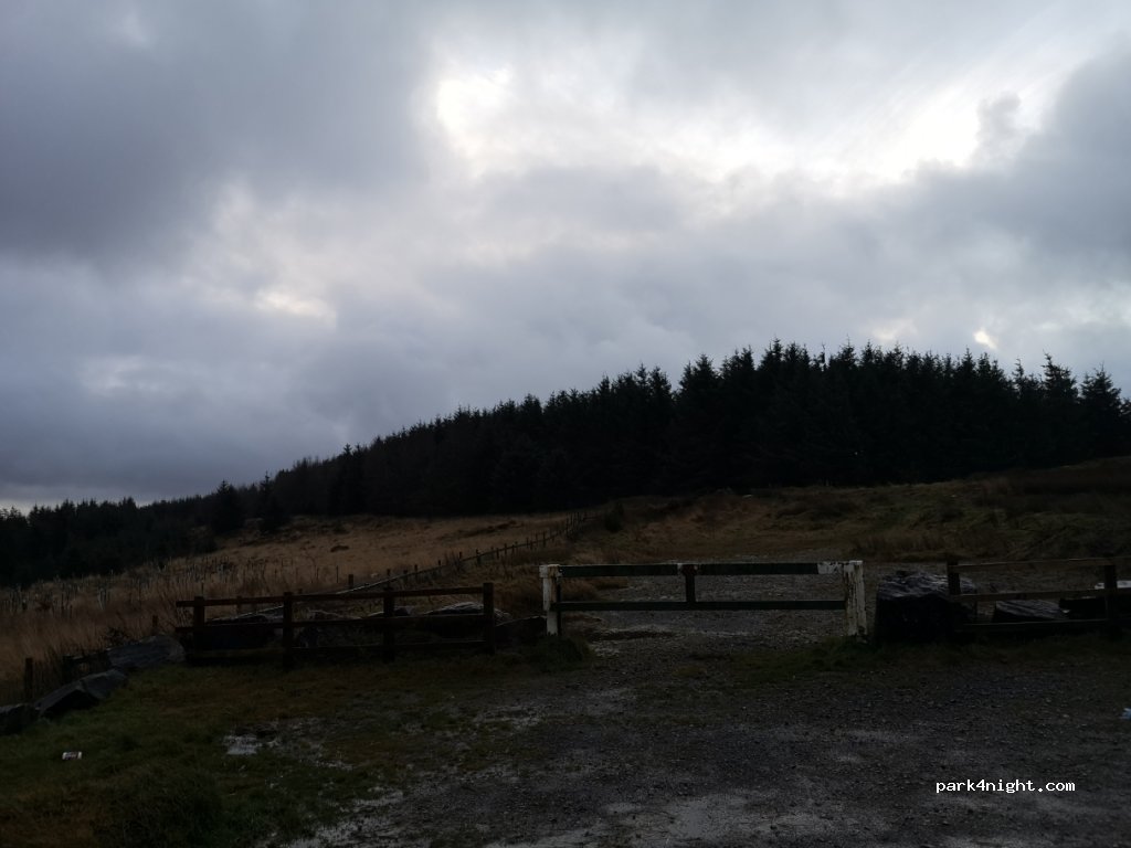(CF43 4FP) Ferndale - A4233 — foto 2