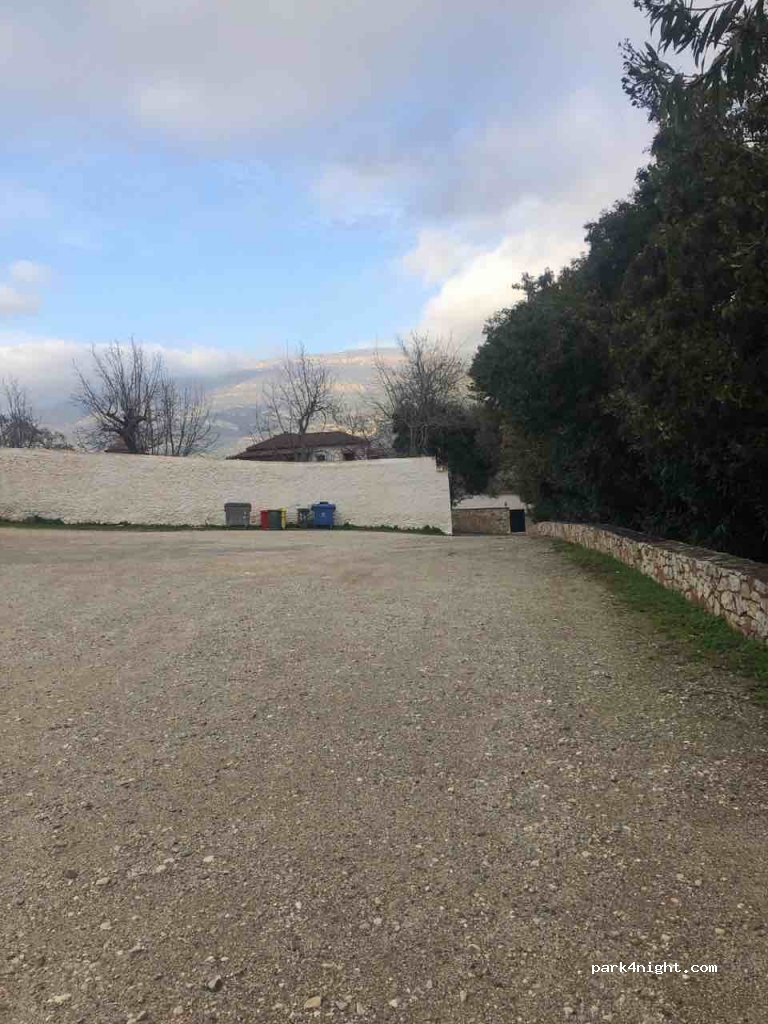 (220 01)  - Eparchiaki Odos Agiorgitikon - Partheniou — foto