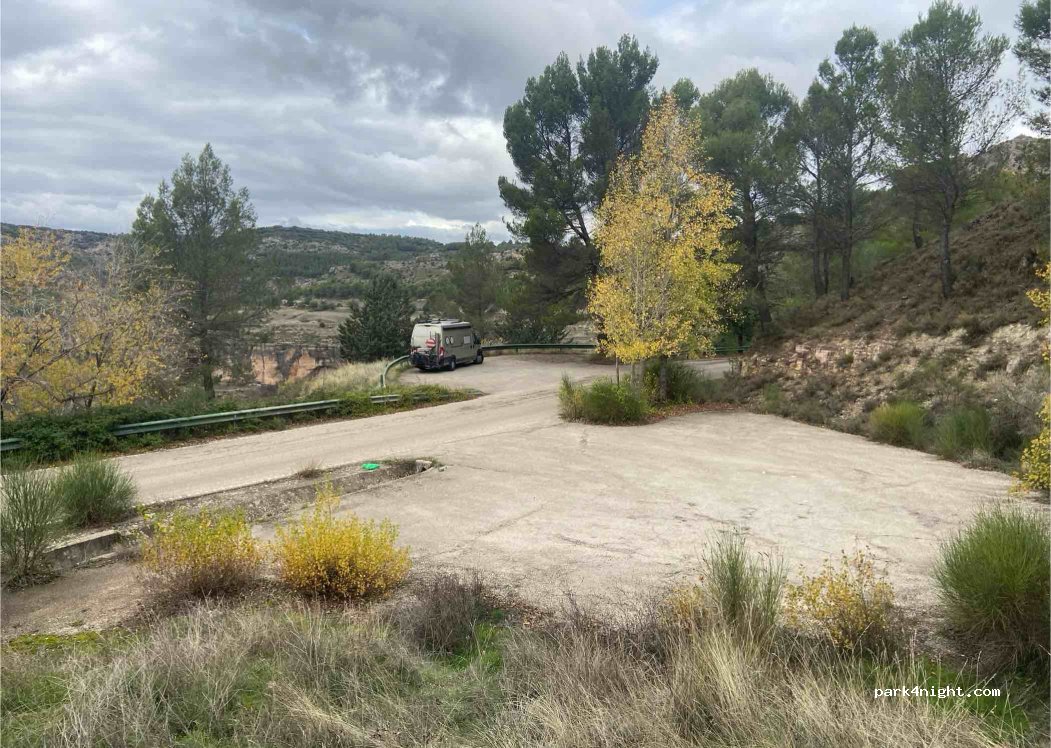 (16002) Cuenca - 27 Paseo del Jucar — foto 2