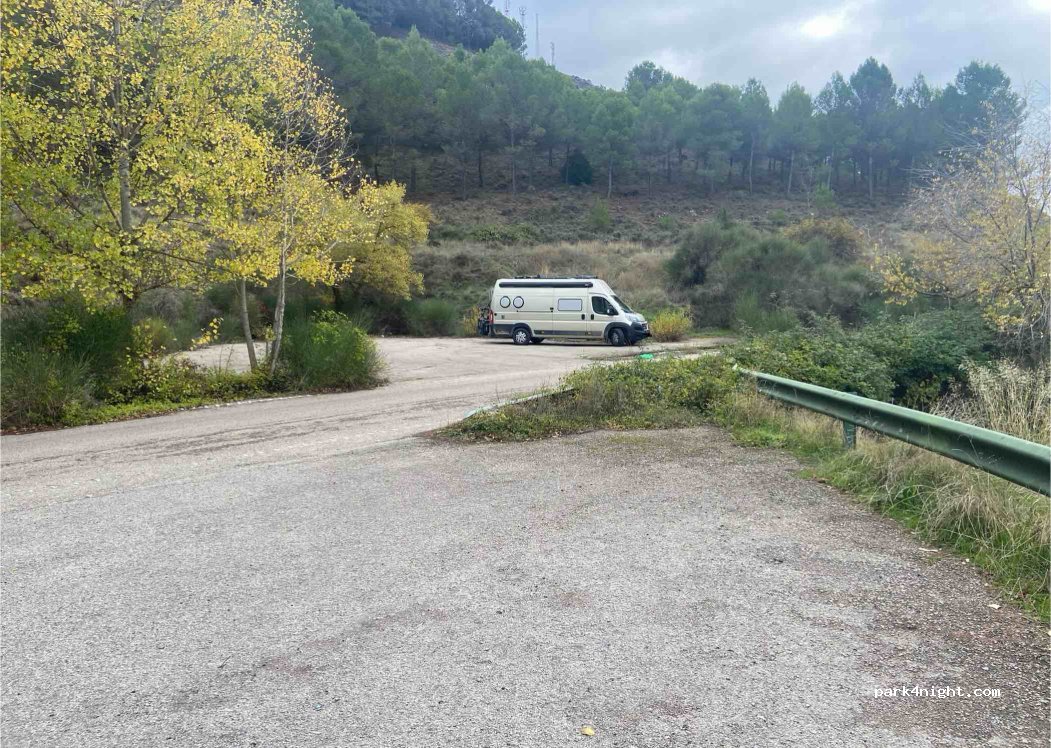 (16002) Cuenca - 27 Paseo del Jucar — foto 3