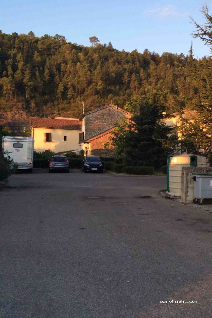 (07140) Chambonas - La Pouponnière — foto
