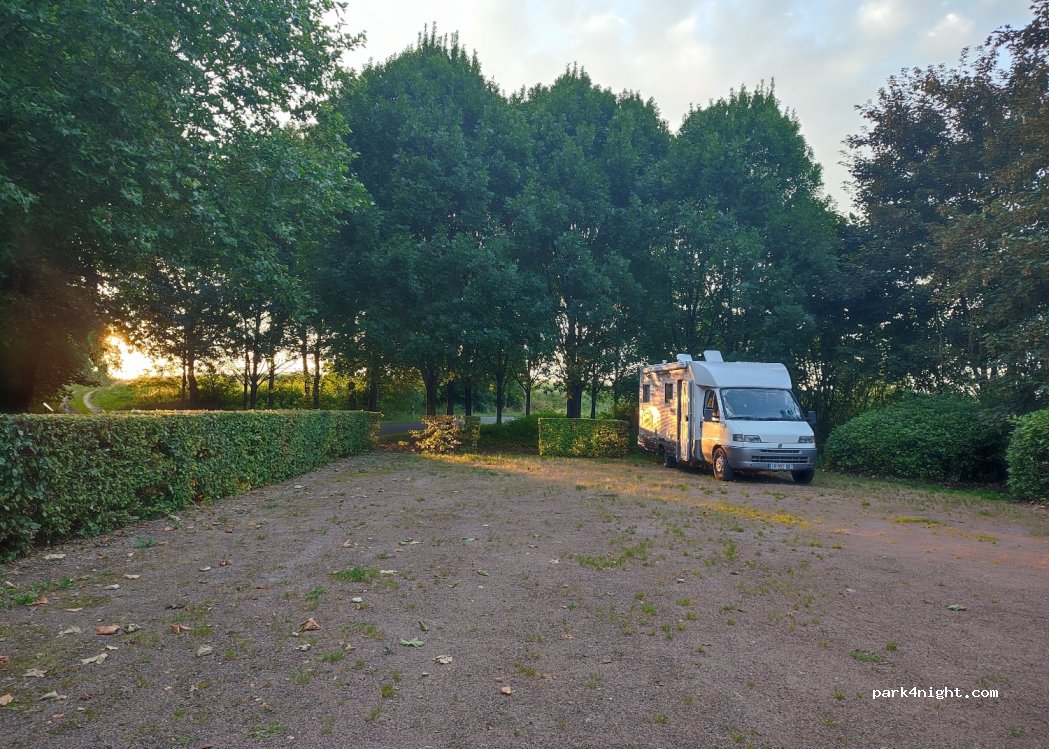 (51320) Haussimont - Le Champ Mathieu — foto 3